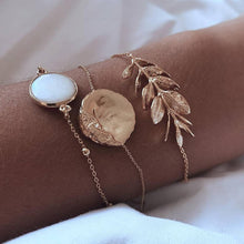 Load image into Gallery viewer, Heart Pearl Wave Bracelet