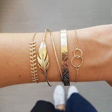 Load image into Gallery viewer, Gold color Moon Leaf Crystal Bracelet