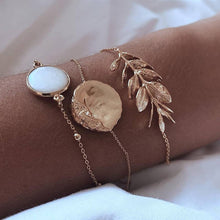 Load image into Gallery viewer, Gold color Moon Leaf Crystal Bracelet