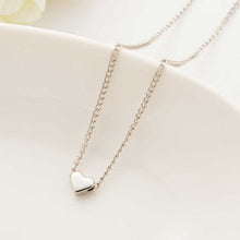 Load image into Gallery viewer, lady peach heart bracelet
