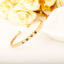 Load image into Gallery viewer, Peach Heart Bracelets