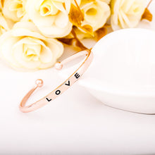 Load image into Gallery viewer, Peach Heart Bracelets