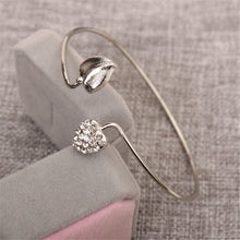 Load image into Gallery viewer, Peach Heart Bracelets
